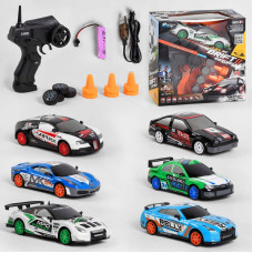 Машина на радіокеруванні SC 24 A 0712 6 кольорів акумулятор 37 V підсвічування фар 6 дорожніх конусів ВИДАЄТЬСЯ МІКС ВИДІВ