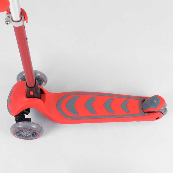 Самокат трехколесный 92606 Best Scooter КРАСНЫЙ складной алюминиевый руль 4 колеса PU со светом d=12 см Best Scooter
