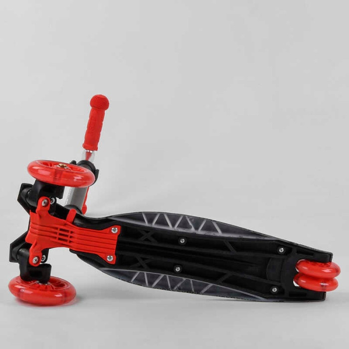 Самокат A 25772 779-1524 Best Scooter 4 колеса PU СВЕТ трубка руля алюминиевая d передних колес =12 см d задних колес = 8 см Best Scooter