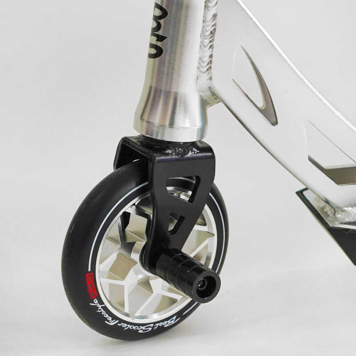 Самокат трюковый N-31020 Best Scooter Freestyle HIC-система ПЕГИ алюминиевый диск и дека колеса PU d=120мм ширина руля 58 см Best Scooter
