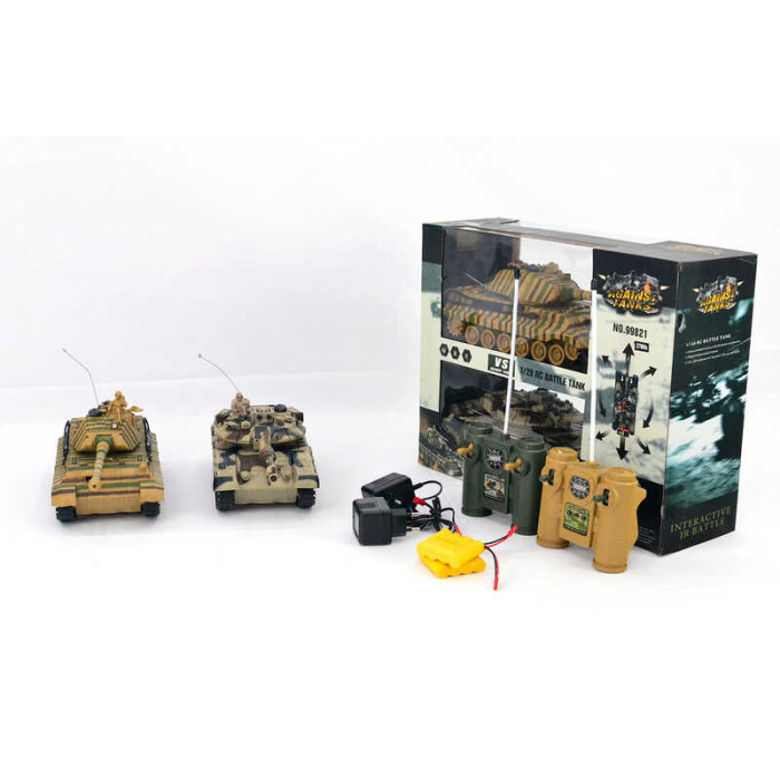 Танковый бой на радиоуправлении 99821 2 танка аккумуляторы 48 V пульты 24 GMHz звуки подсветка резиновые гусеницы поворотная башня
