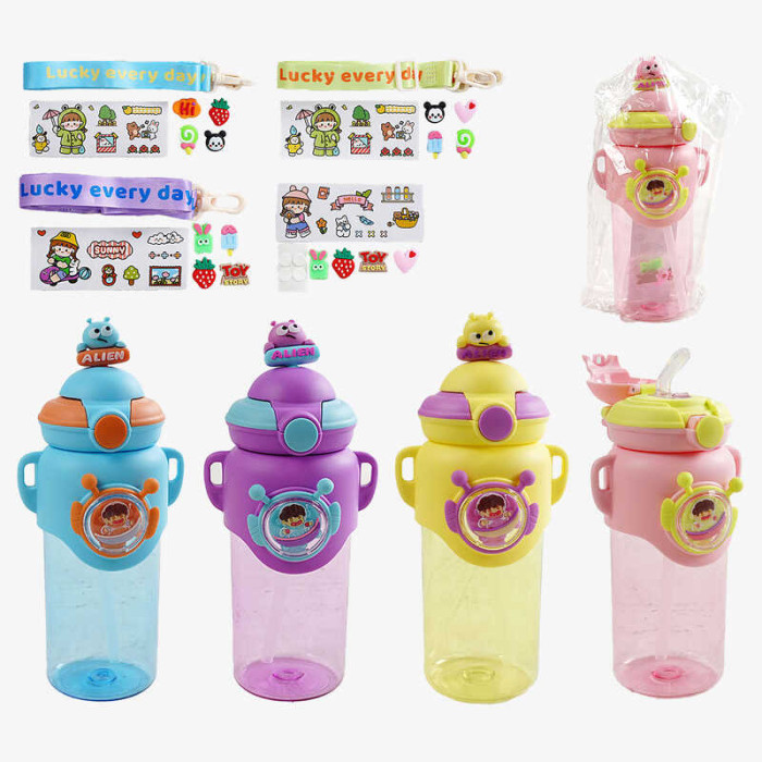 Пляшка для води C 69850 4 кольори об'єм 700 мл пластикова трубочка ремінець пластикова застібка в пакеті ВИДАЄТЬСЯ ТІЛЬКИ МІКС ВИДІВ